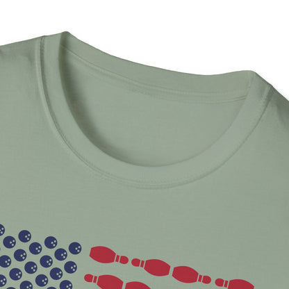 Bowling USA flag balls and pins T-Shirt